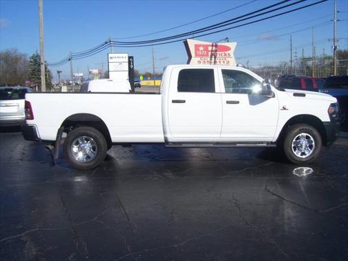2024 RAM 2500 Tradesman 4x4 4dr Crew Cab 8 ft. LB Pickup
