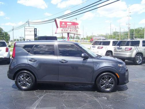 Gravity Gray 2021 Kia Soul S 4dr Crossover
