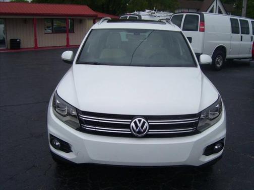 2015 Volkswagen Tiguan Auto R-Line