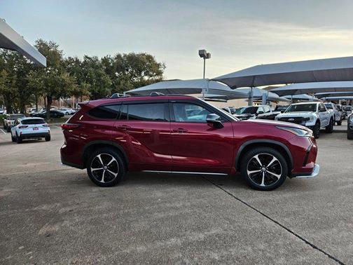 2021 Toyota Highlander XSE