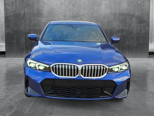 2023 BMW 330 330i