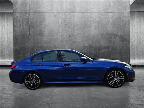 2023 BMW 330 330i
