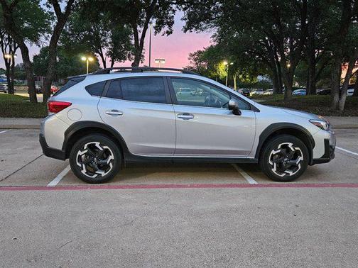 Ice Silver Metallic 2022 Subaru Crosstrek Limited
