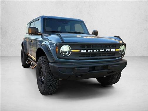 2025 Ford Bronco Base 4 Door 4x4