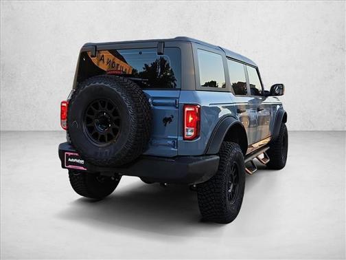 2025 Ford Bronco Base 4 Door 4x4