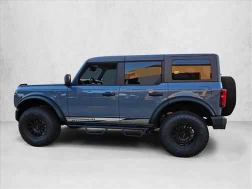 2025 Ford Bronco Base 4 Door 4x4