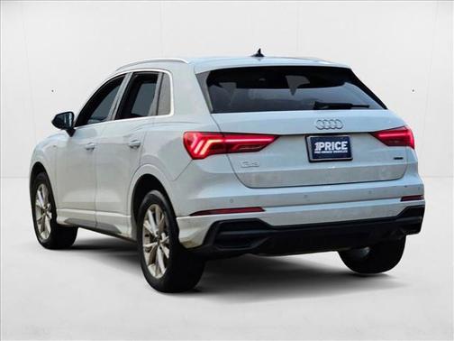 2021 Audi Q3 45 S line Premium