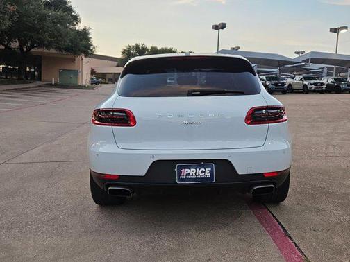 2018 Porsche Macan Sport Edition