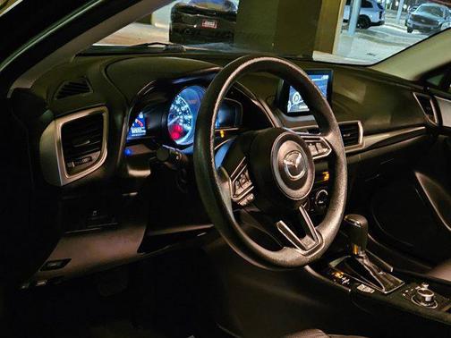 2018 Mazda Mazda3 Sport