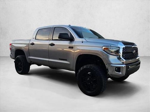 2018 Toyota Tundra SR5