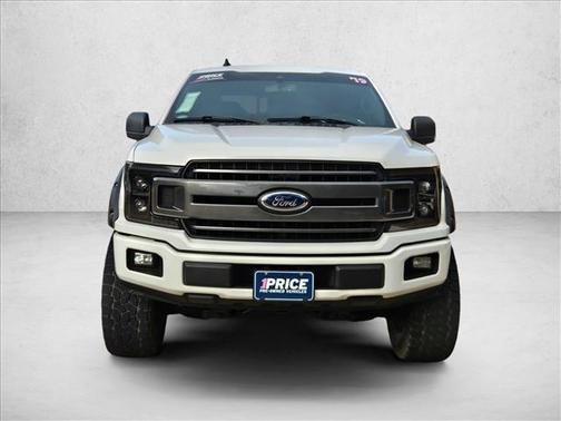 Oxford White 2019 Ford F-150 XLT