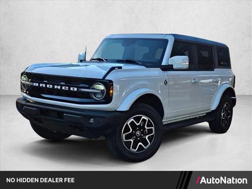 Oxford White 2023 Ford Bronco Outer Banks