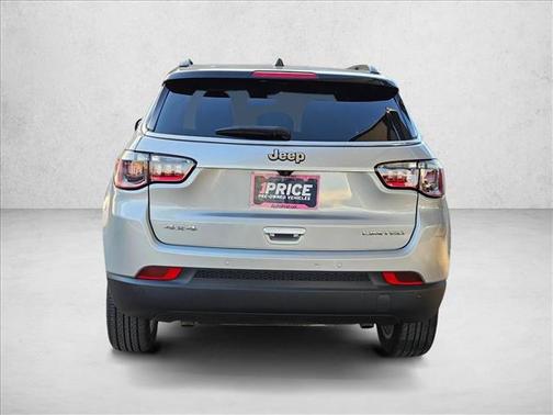 Silver Zynith Metallic Clearcoat 2025 Jeep Compass Limited