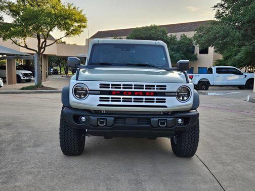 Desert Sand 2026 Ford Bronco Heritage Edition