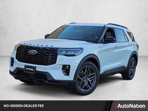 Star White Metallic Tri-Coat 2026 Ford Explorer ST-Line