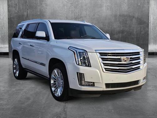 2017 Cadillac Escalade Platinum