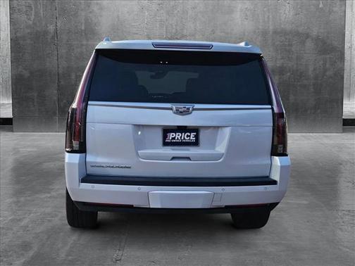 2017 Cadillac Escalade Platinum