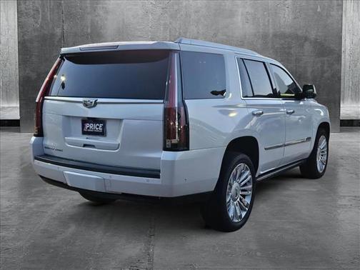 2017 Cadillac Escalade Platinum