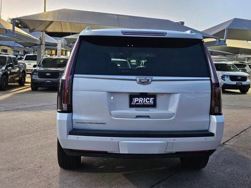 2017 Cadillac Escalade Platinum