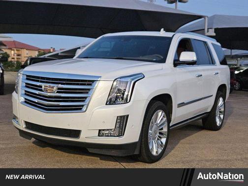 2017 Cadillac Escalade Platinum