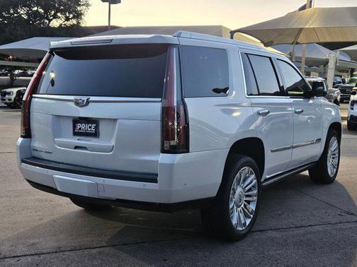 2017 Cadillac Escalade Platinum