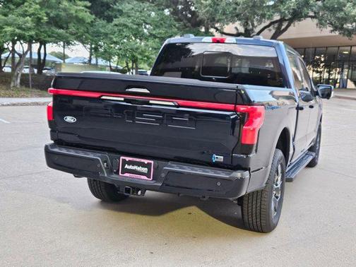 2025 Ford F-150 Lightning LARIAT