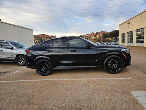 2023 BMW X6 xDrive40i