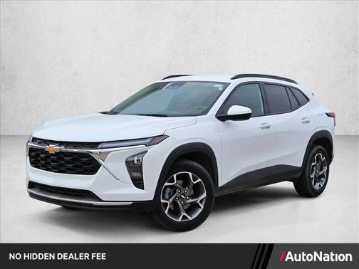 Summit White 2025 Chevrolet Trax LT