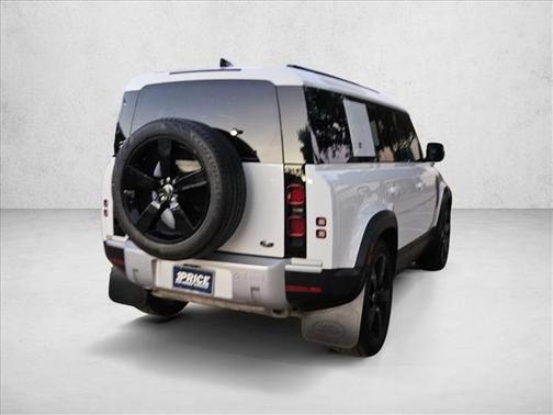 2022 Land Rover Defender 110 S