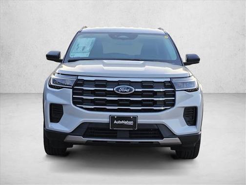 Space White Metallic 2026 Ford Explorer Active