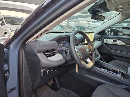 Vapor Blue Metallic 2026 Ford Explorer Active