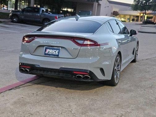 2021 Kia Stinger GT2
