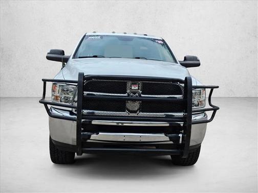2018 RAM 2500 Tradesman Crew Cab 4x4 6'4' Box