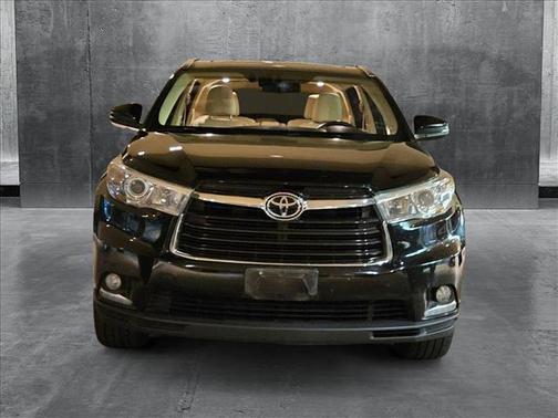 2016 Toyota Highlander Limited Platinum