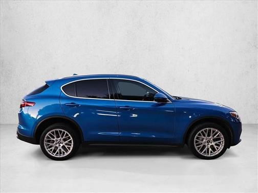 2021 Alfa Romeo Stelvio Base