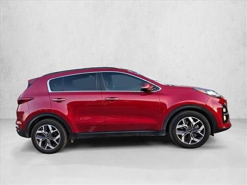 2022 Kia Sportage EX