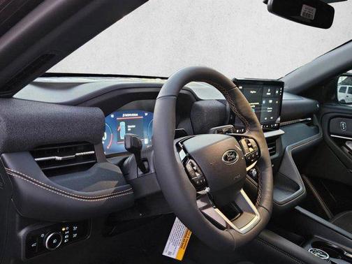 Agate Black Metallic 2026 Ford Explorer Tremor