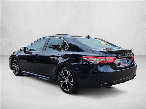 Galactic Aqua Mica 2020 Toyota Camry SE