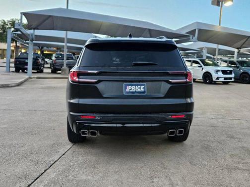 2024 GMC Acadia FWD Elevation
