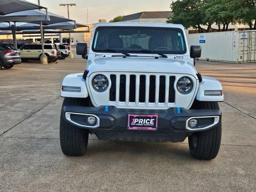 Bright White Clearcoat 2022 Jeep Wrangler Unlimited 4xe Sahara