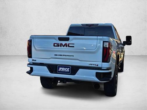 2024 GMC Sierra 2500 AT4