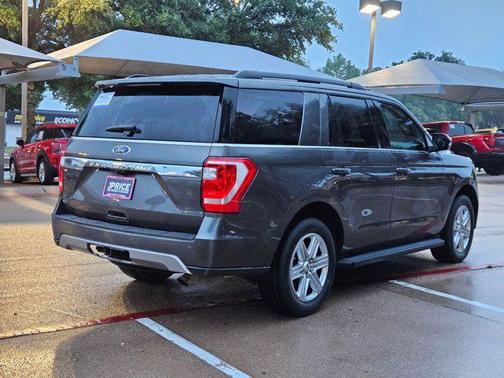 Magnetic Metallic 2018 Ford Expedition XLT