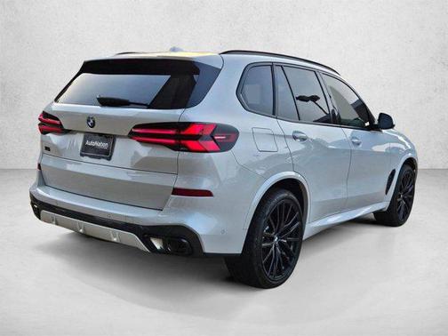 Mineral White Metallic 2026 BMW X5 xDrive40i