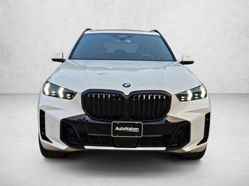 Mineral White Metallic 2026 BMW X5 xDrive40i