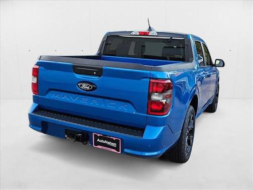 2025 Ford Maverick Lobo Standard