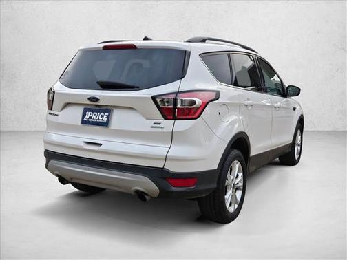 White Platinum Met 2017 Ford Escape SE