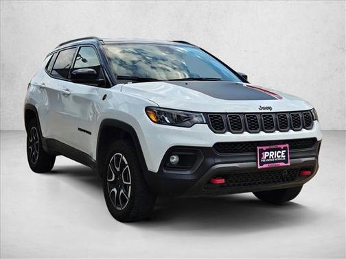 Bright White Clearcoat 2025 Jeep Compass Trailhawk