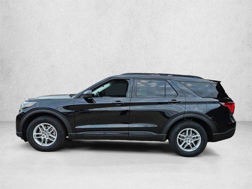 Agate Black Metallic 2026 Ford Explorer Active (200A)