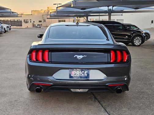 2020 Ford Mustang EcoBoost Premium