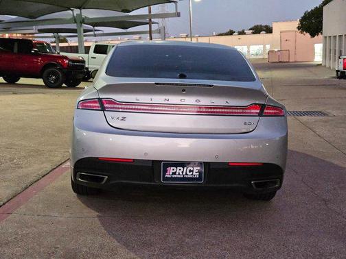 2016 Lincoln MKZ Hybrid Base